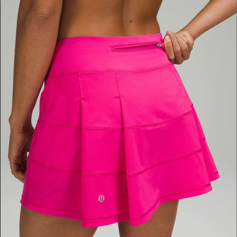 Lululemon Pace Rival Mid Rise Skirt in Sonic Pink